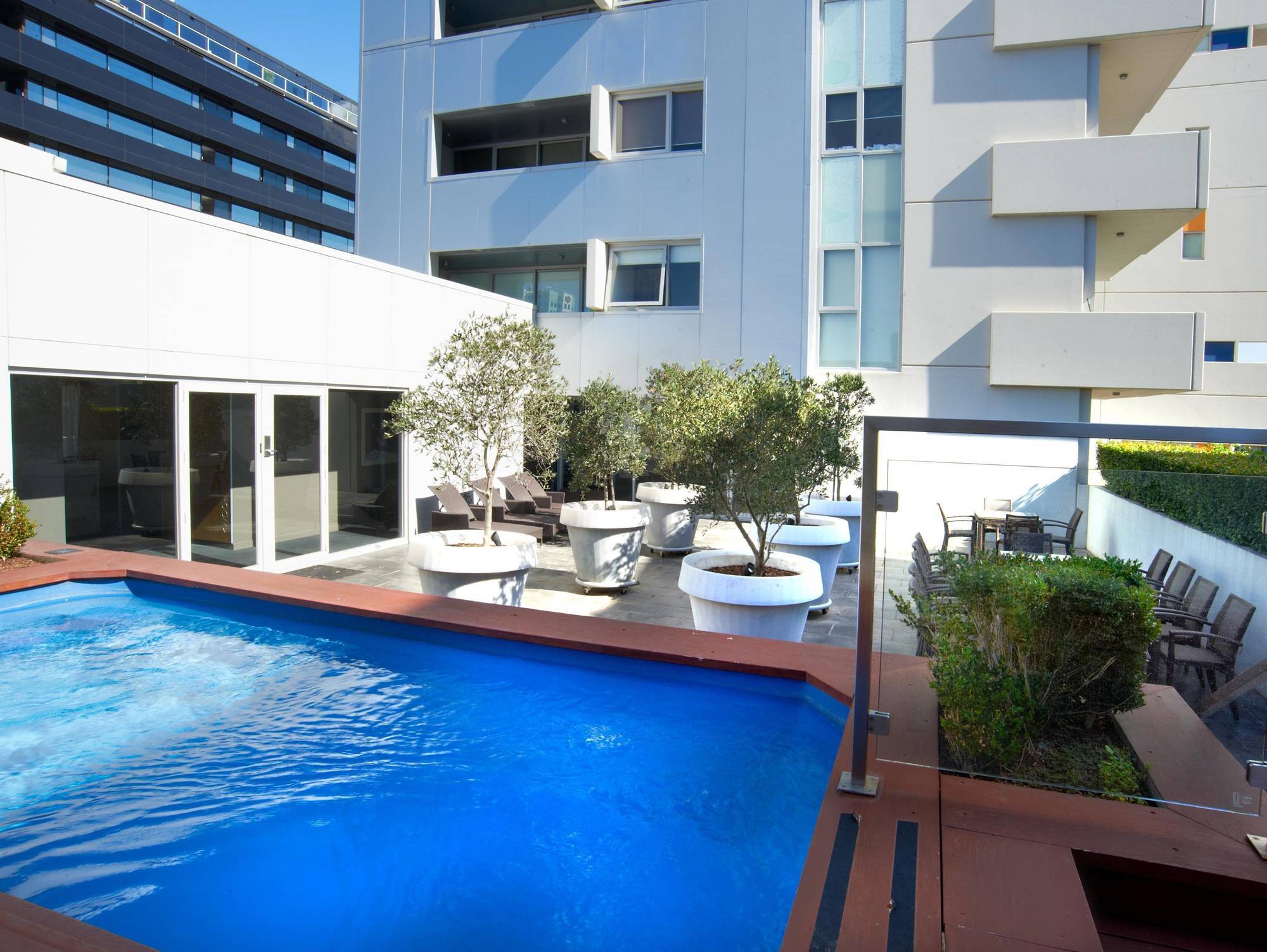 Amity Aparthotel 4*