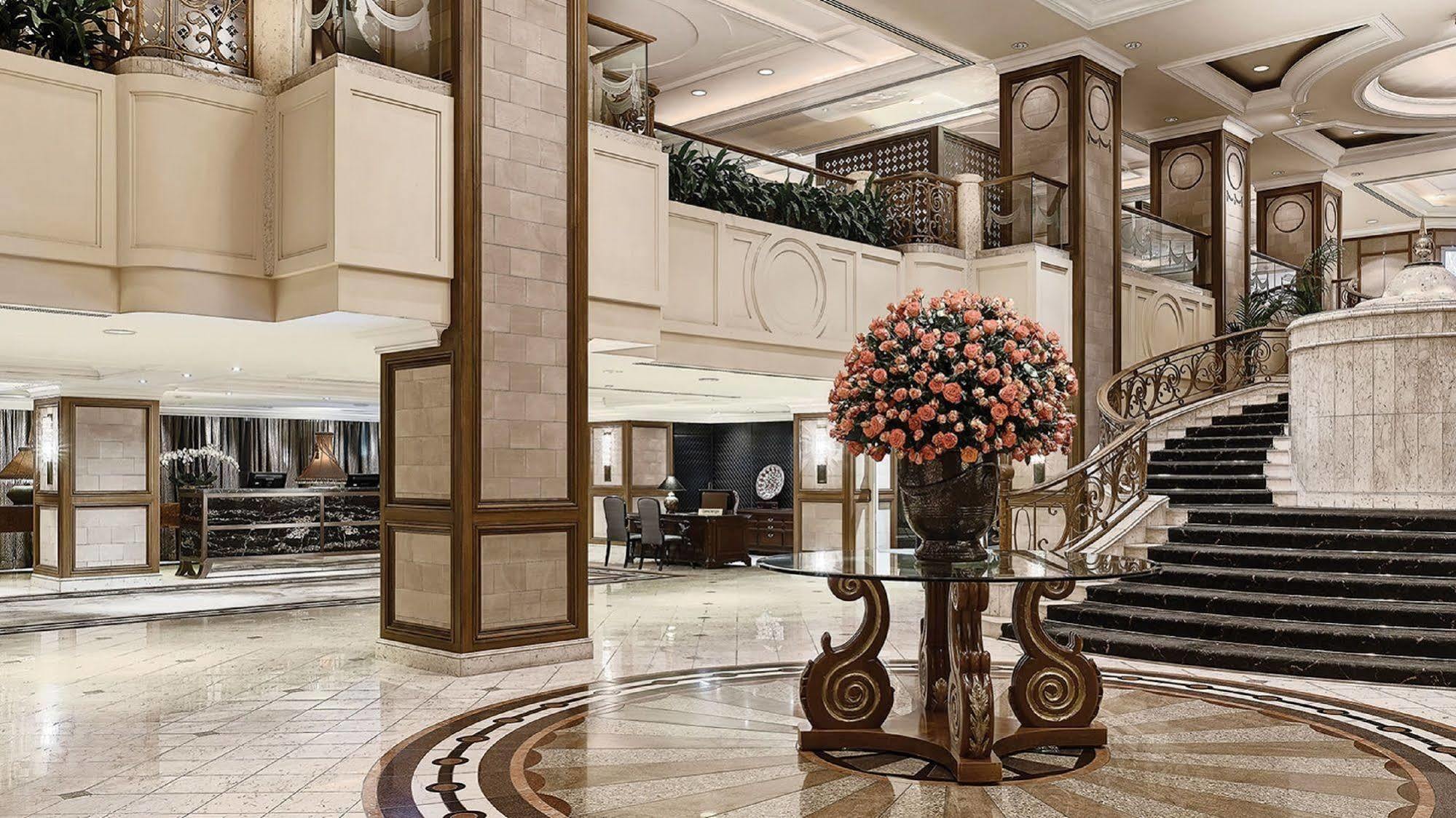 The Langham 5*