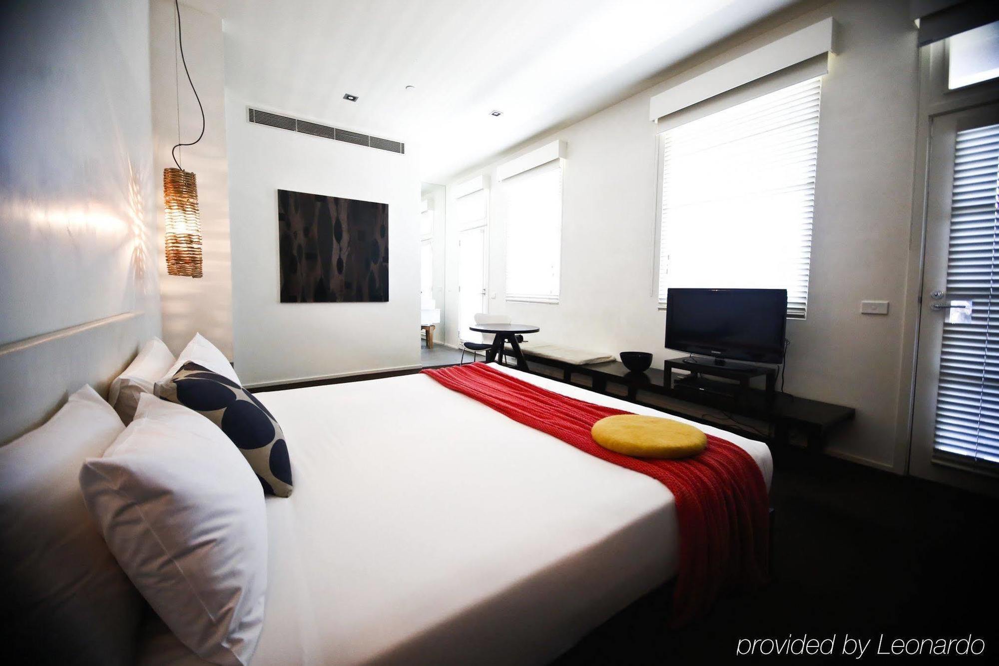 Hotel The 4*