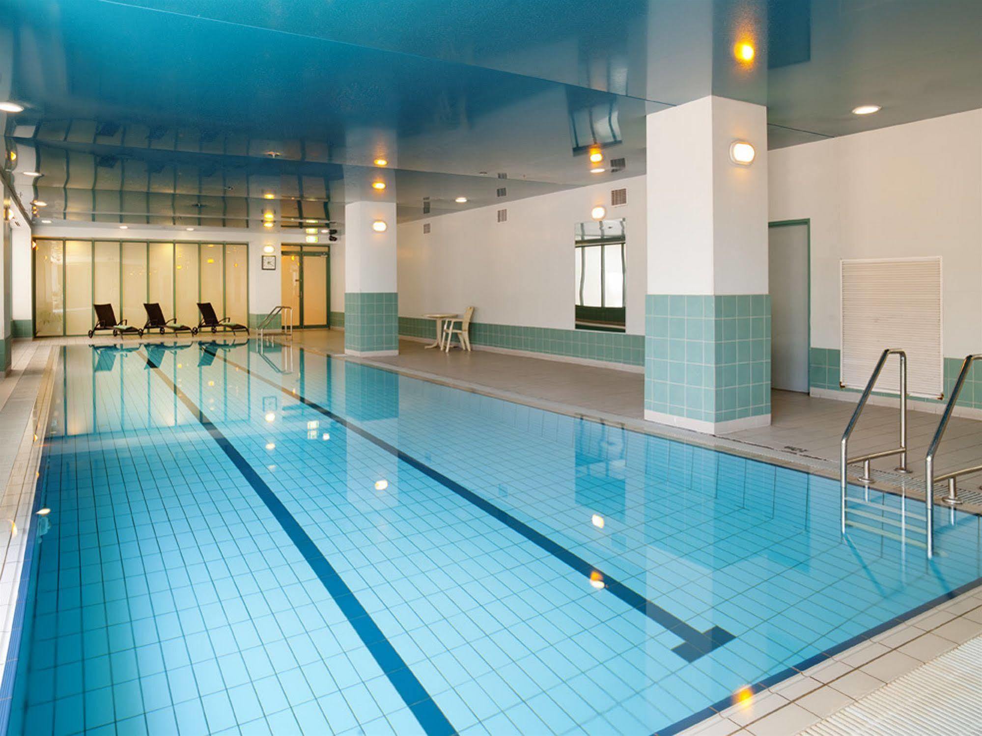 Bayview Eden Hotel 4*