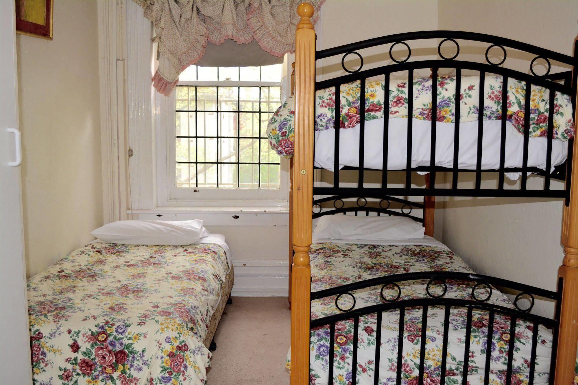 Georgian Court Bed & Breakfast Melbourne