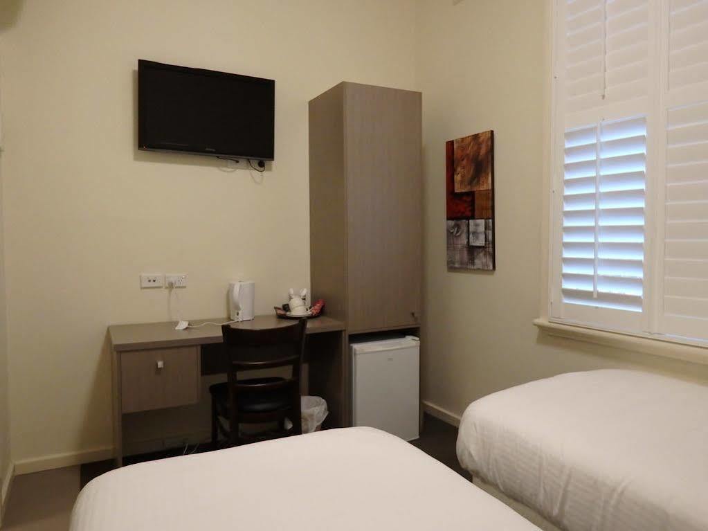 Hotel Naughtons Hotel 3*