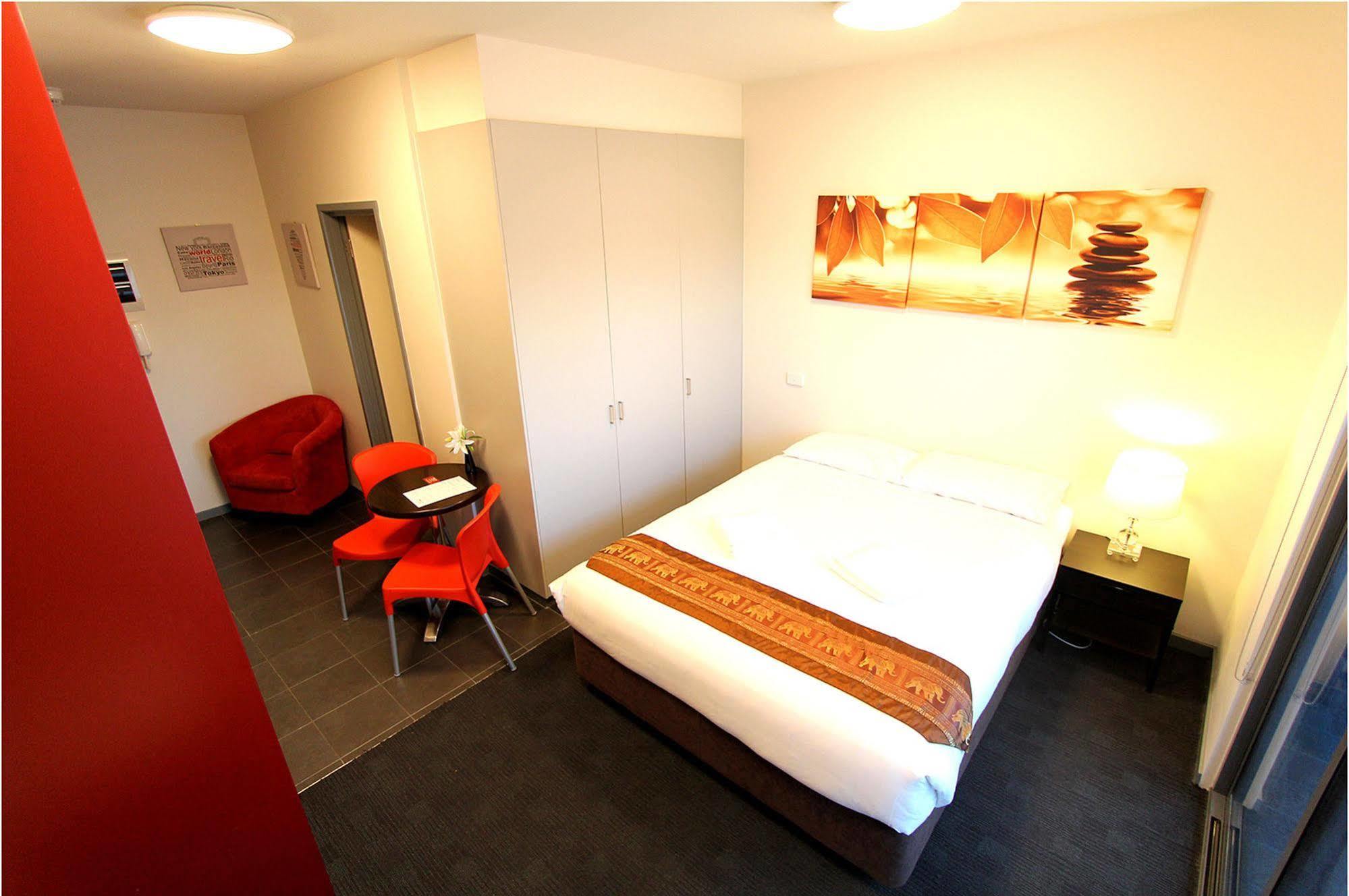 Alston Melbourne