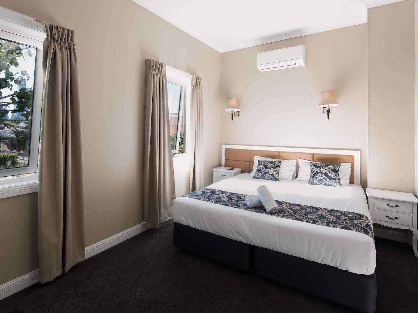 Inn Lily Sands Melbourne