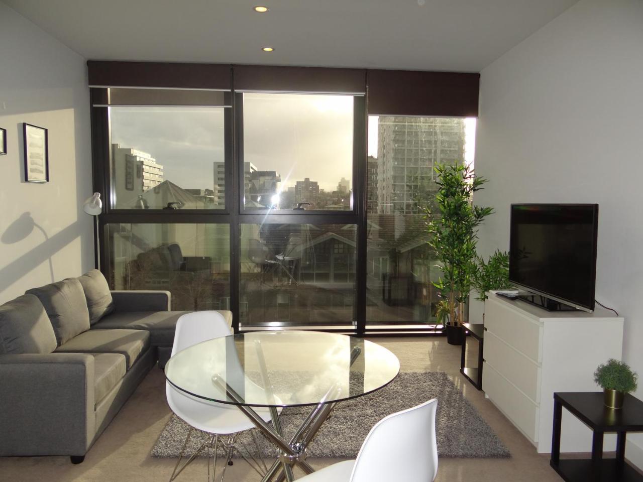 Amazing Accommodations: Vogue Apartment Melbourne