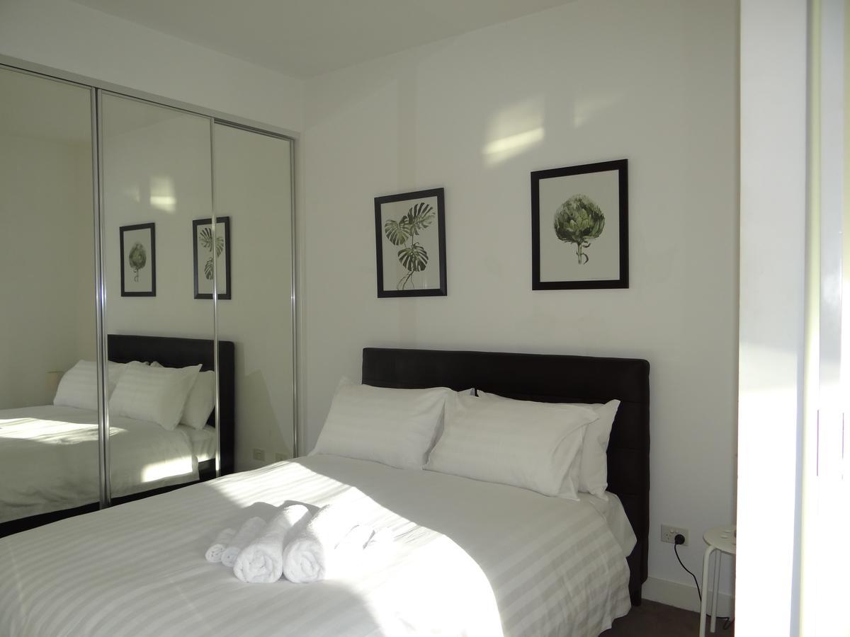 Amazing Accommodations: Vogue Apartment *
