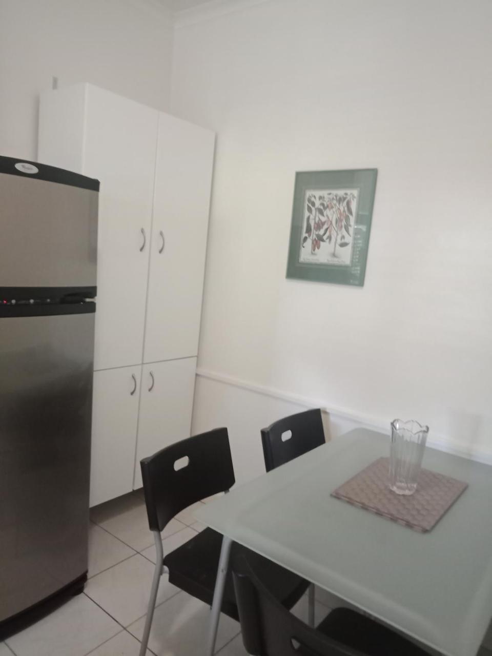Abbeville Apartment *