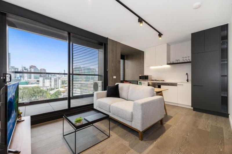 Saint Domain 4* Melbourne