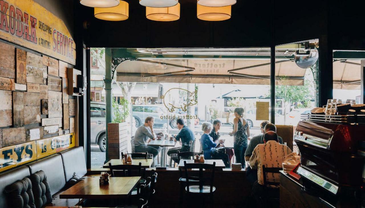 Cosmo Stays - Delightful, Hidden Gem In The Heart Of Carlton Melbourne