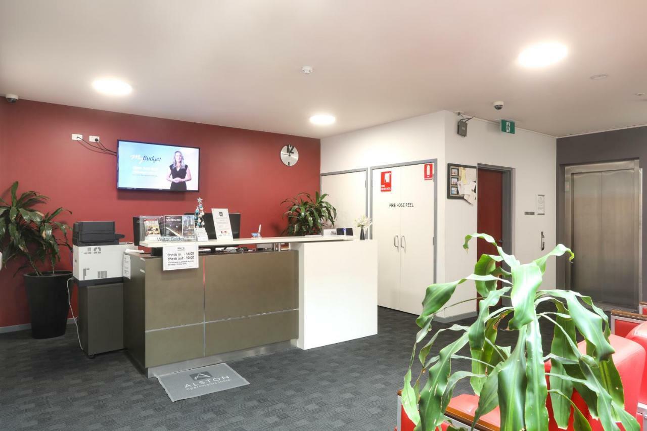 Alston Aparthotel 4*