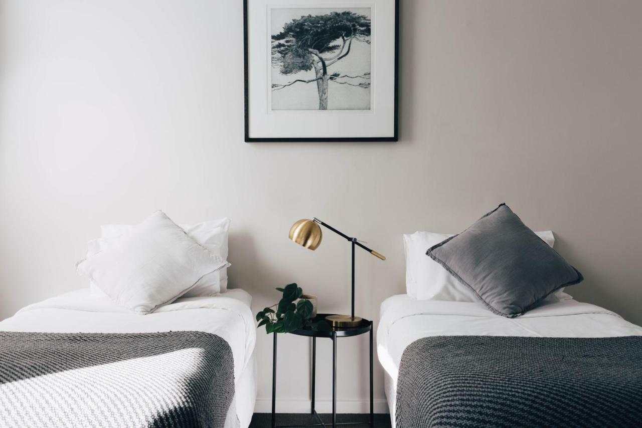 Hotel Naughtons Hotel Melbourne