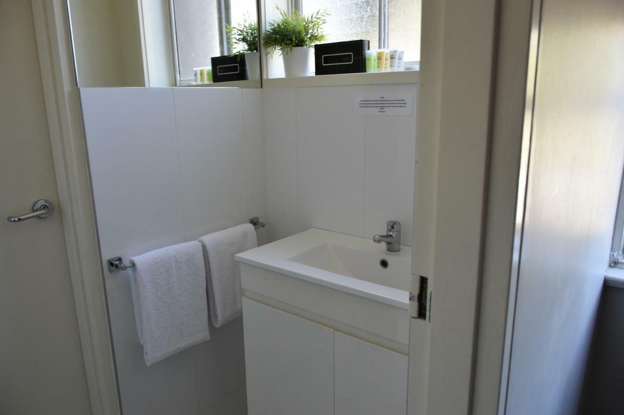 On Flemington Apartment Melbourne