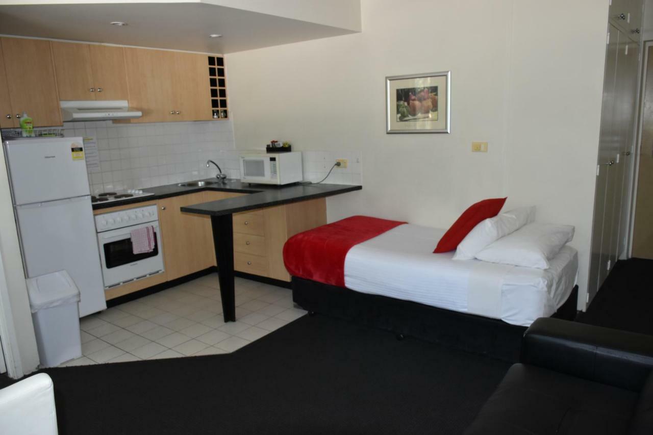 Apartment On Flemington Melbourne