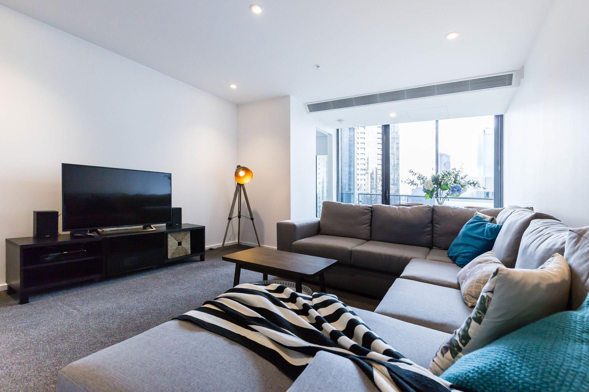 Sonya, 2bdr Southbank * Melbourne