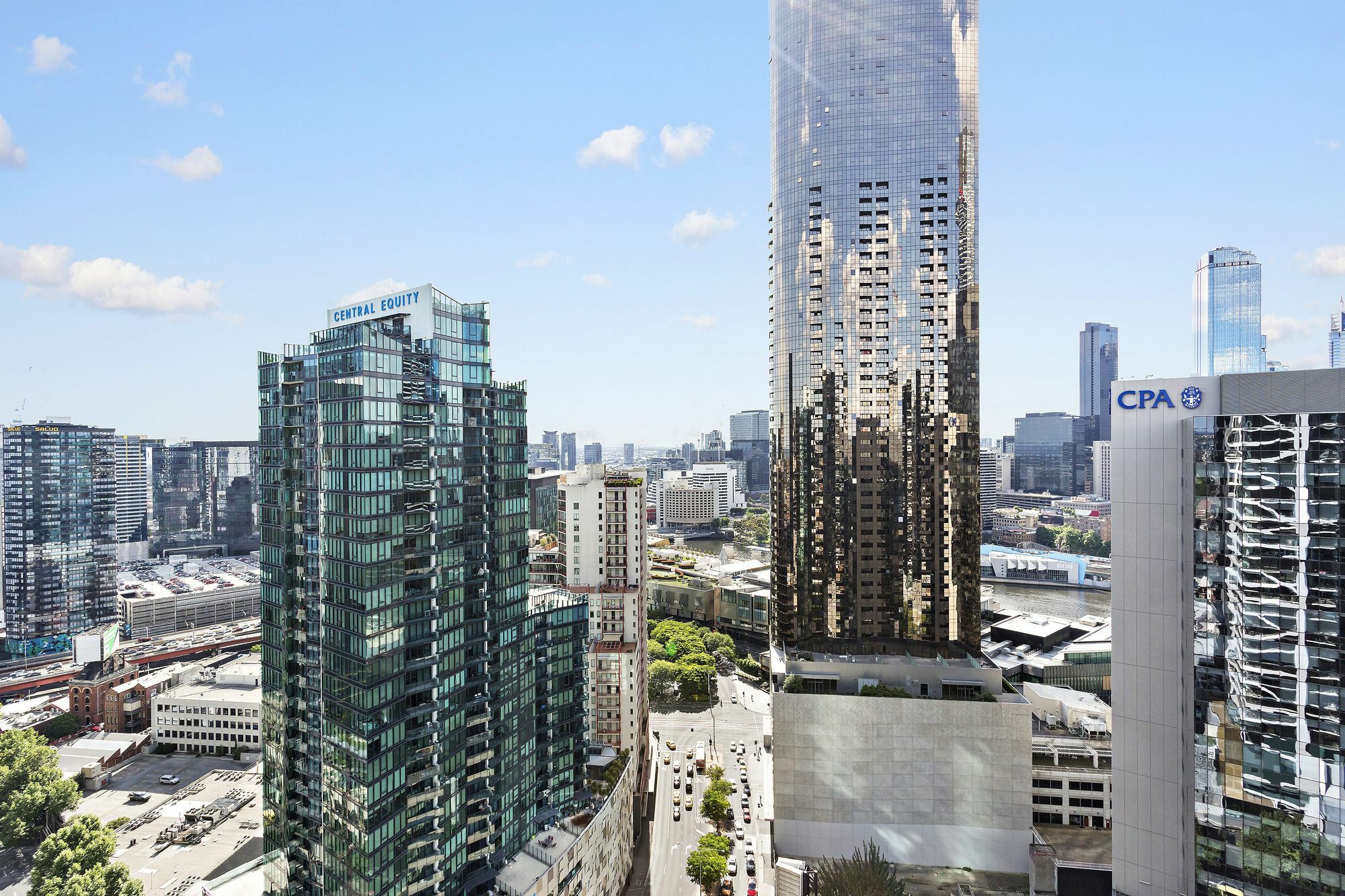 Sonya, 2bdr Southbank Apartment Melbourne