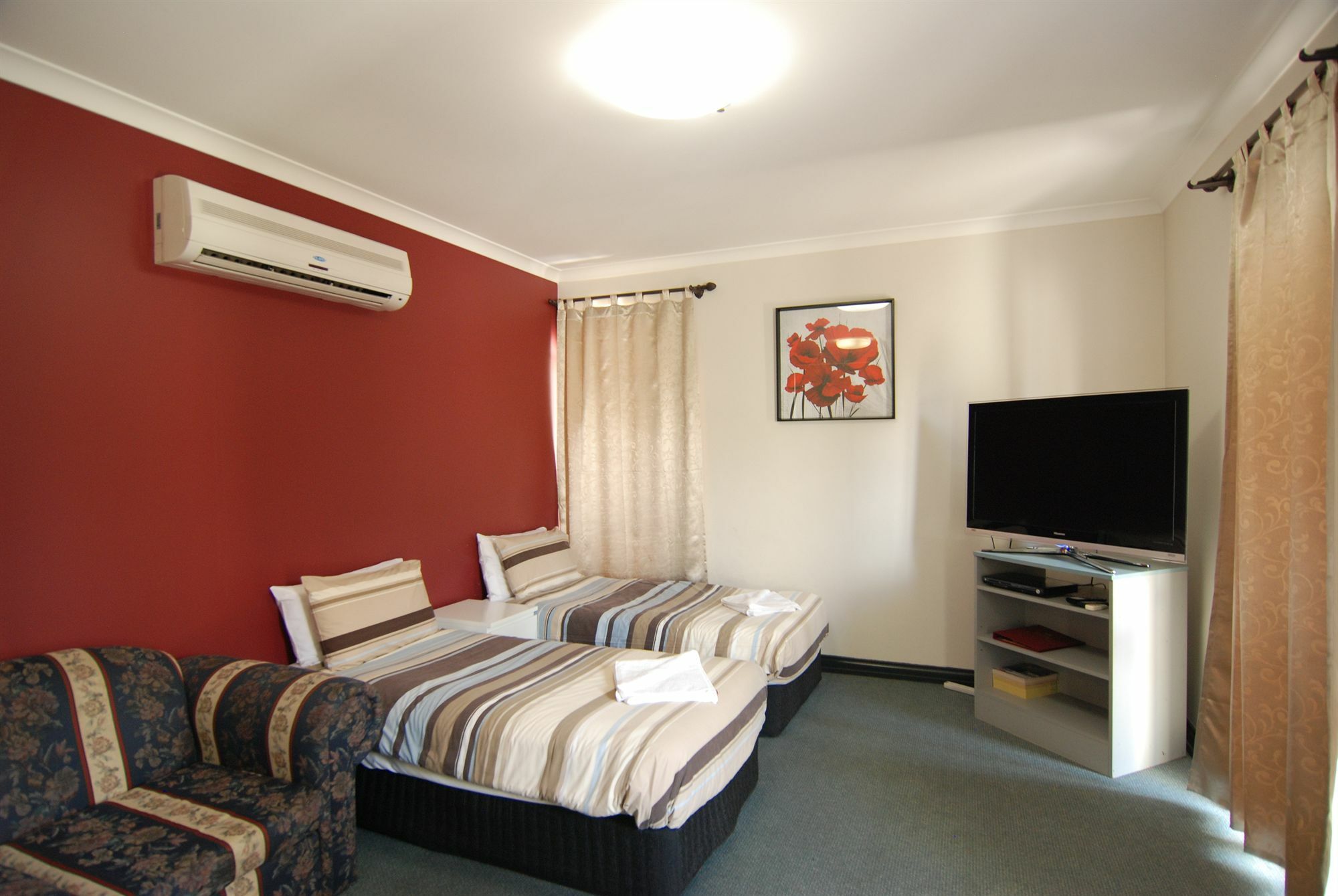 Brunswick Tower Hotel Melbourne