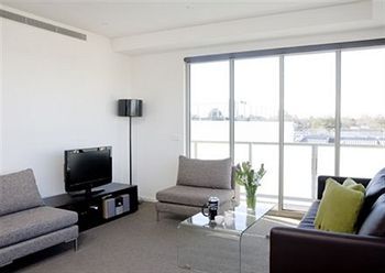 Caroline Serviced Brighton 4*