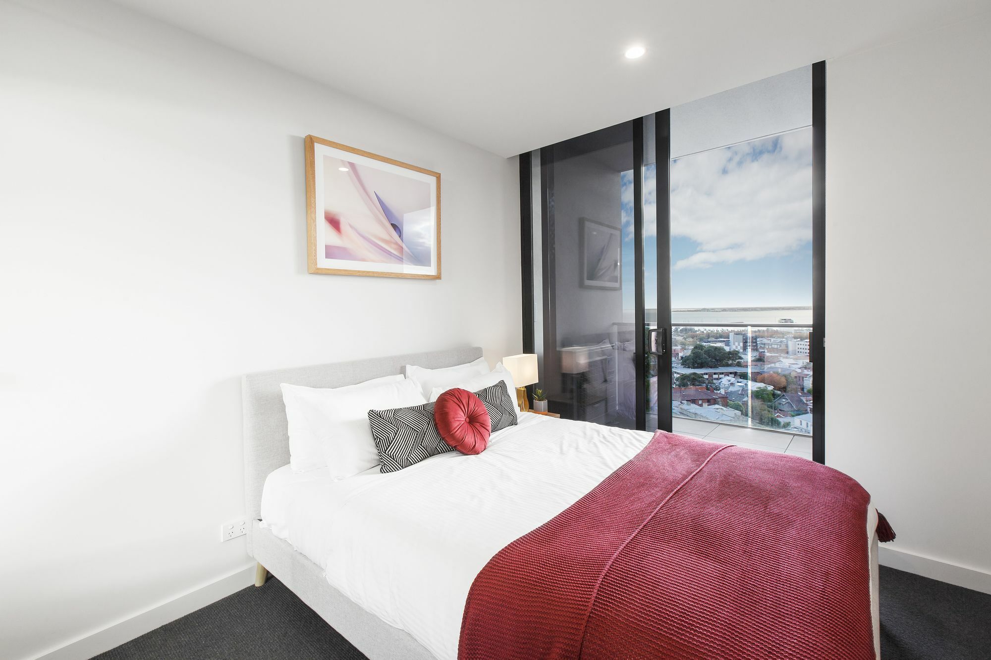 Ultra Stylish Breathtaking Views Apartment *