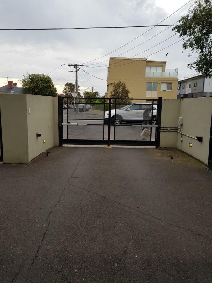 Apartment 142 Hotham Street *
