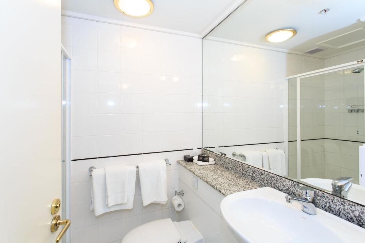 Paramount Aparthotel 4*
