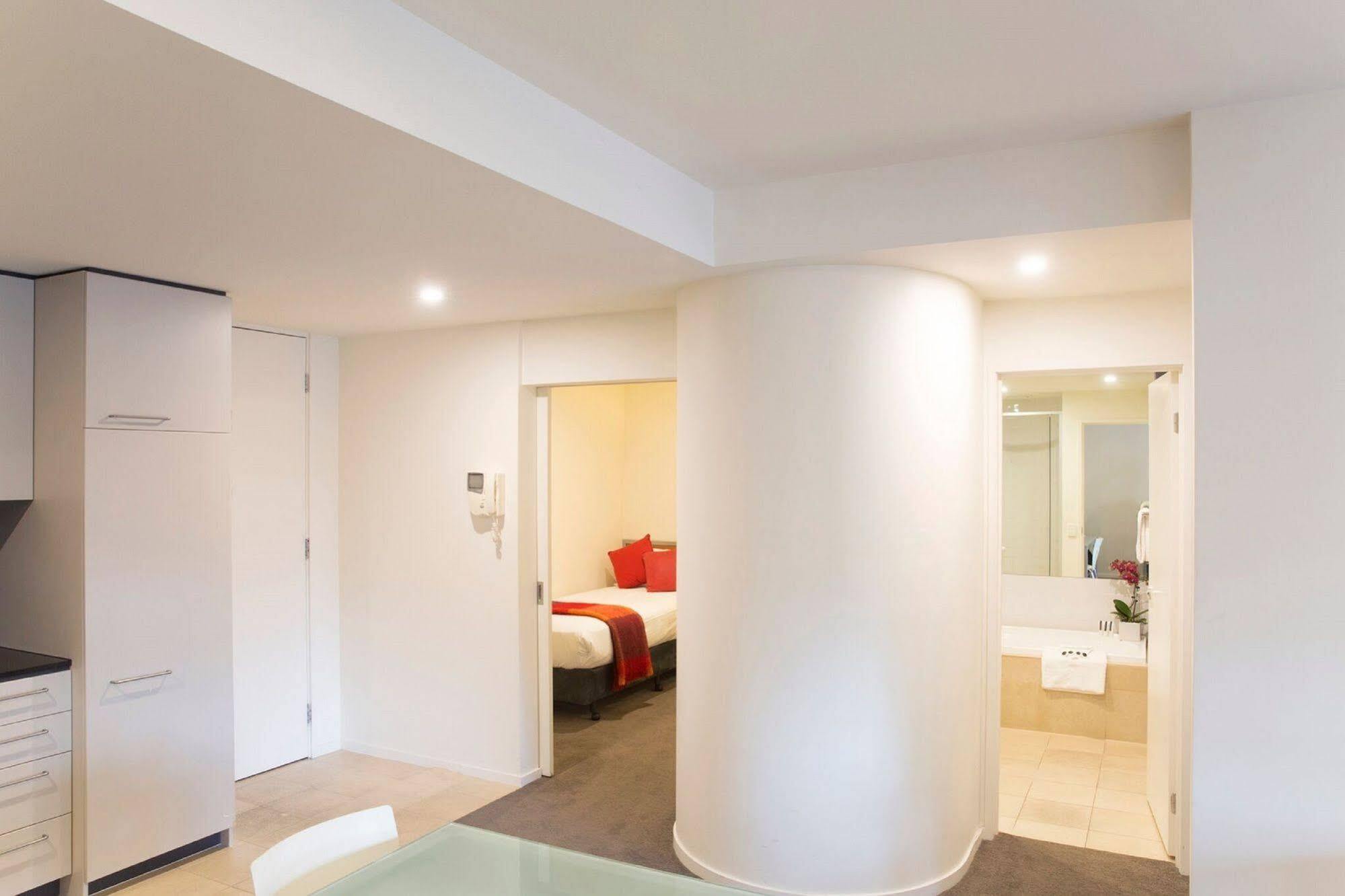 Ultiqa Little Collins Aparthotel