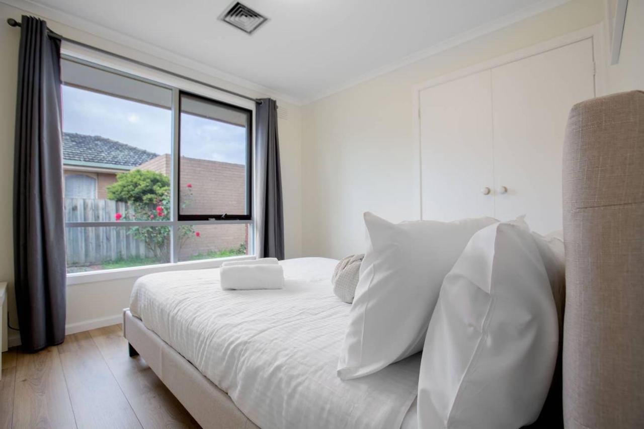 Quiet & Peaceful 3bed2bath @keilor Downs *