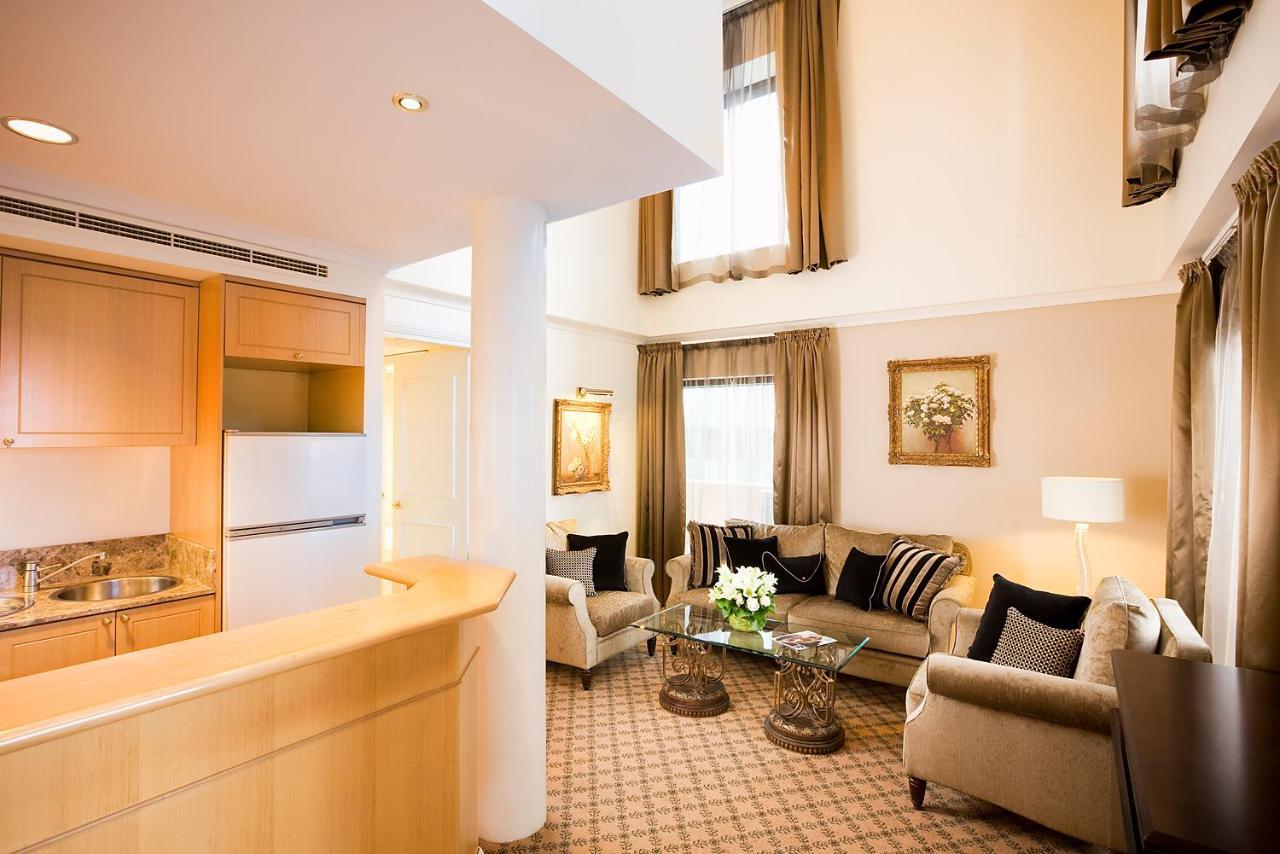 Hotel Stamford Plaza 5*