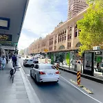 Melbourne City Central Apartment - 296