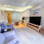 Melbourne City Central Apartment - 296