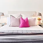 Furnished One Bedroom Apartment St Kilda Road For 5 Nights Plus