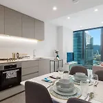 Modern 1 Bedroom Apt On Southbank #Australia108#Au21