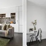 Modern Elegance Caulfield North