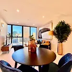 Highrise Best Location 2Baths