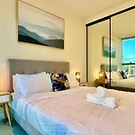 Highrise Best Location 2Baths
