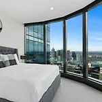 Central Southbank 2-Bed - Panoramic Skyline Views