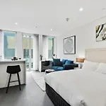 Cozy 1-Bed Studio In The Heart Of Melbourne