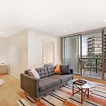 Astra Apartments Docklands
