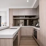 Luxury Bay View Apartment