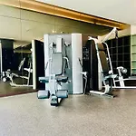 Luxury Cbd 5 Beds, 2 Baths Great Skyview With Pool, Gym, Spa, Carpark,Sauna