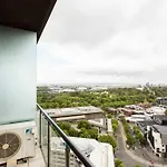 Morgan, 2Bdr Southbank Apartment