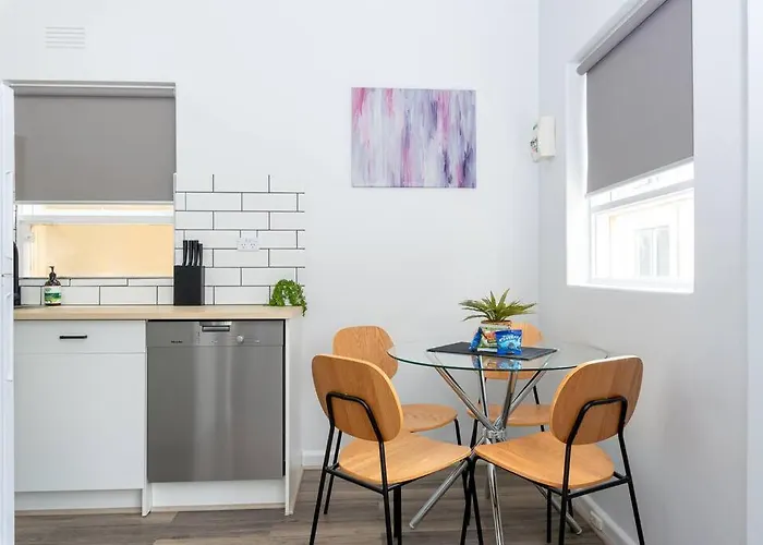 Sunny Days Getaway In The Heart Of East St Kilda