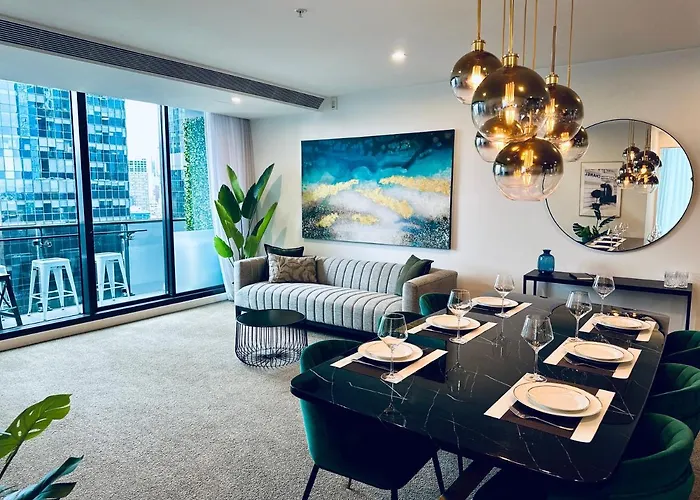 Stylish Southbank Apartment Plus Free Parking For 2 Cars