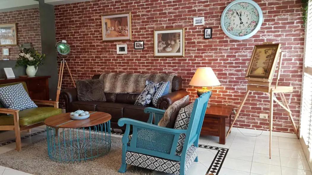 Apartment Large Ground Floor Style With Parking Melbourne