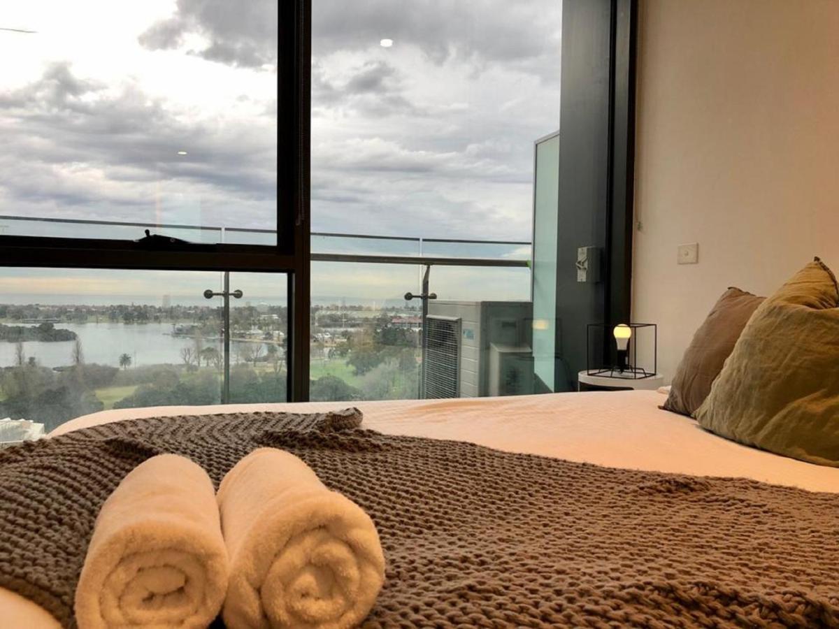 Apartment Readyset At Emerald *