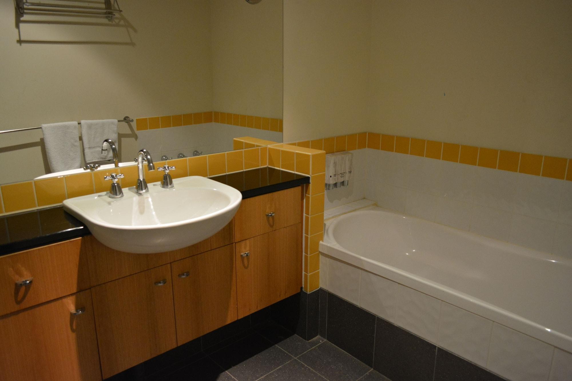 Yti Garden Aparthotel