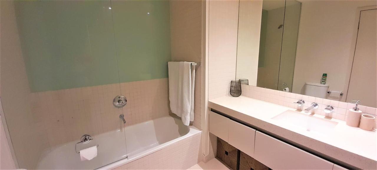 Beautiful 100mts Near The In Port Apartamento Melbourne