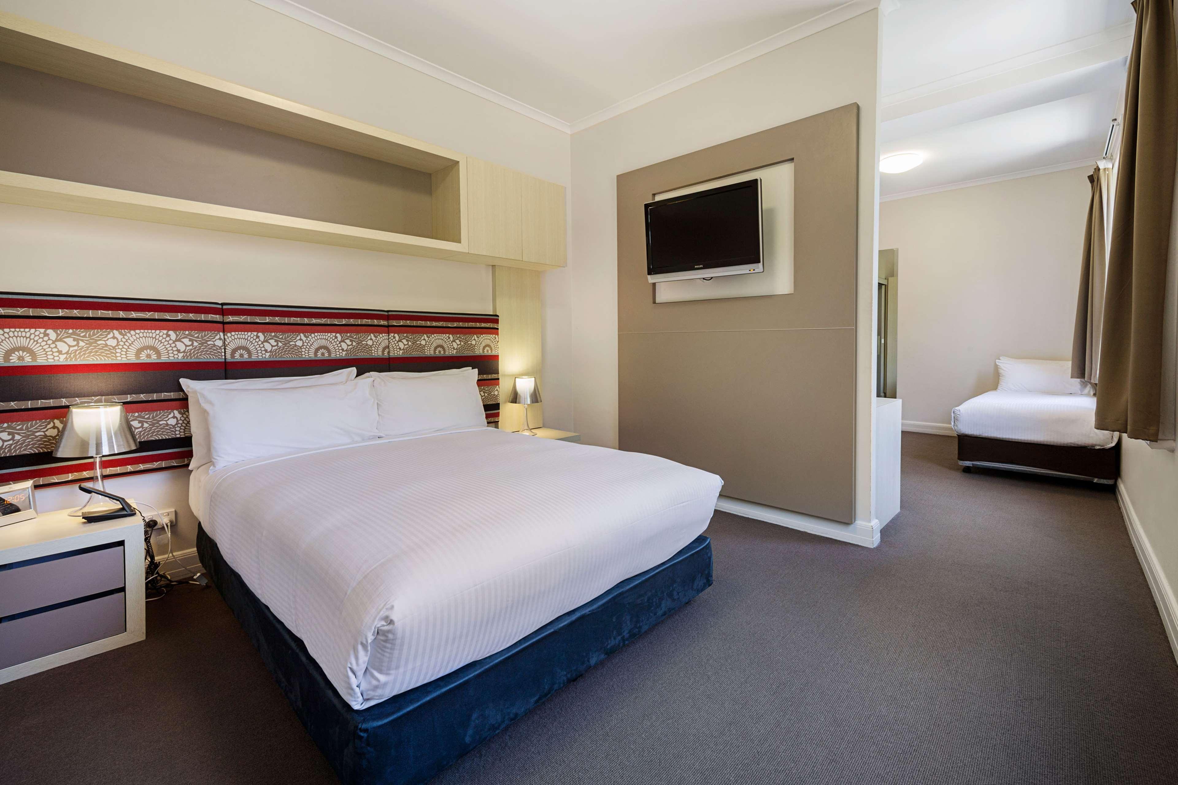 Western Hotel Melbourne