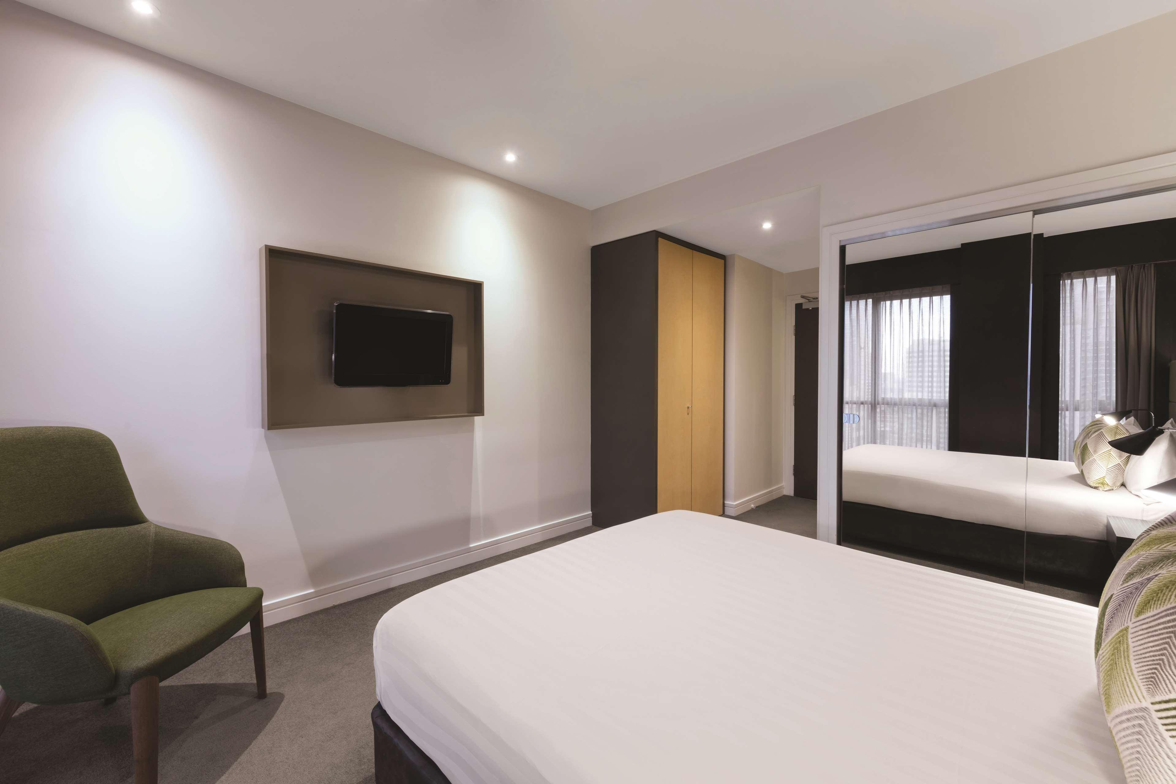 Aparthotel Adina 4*