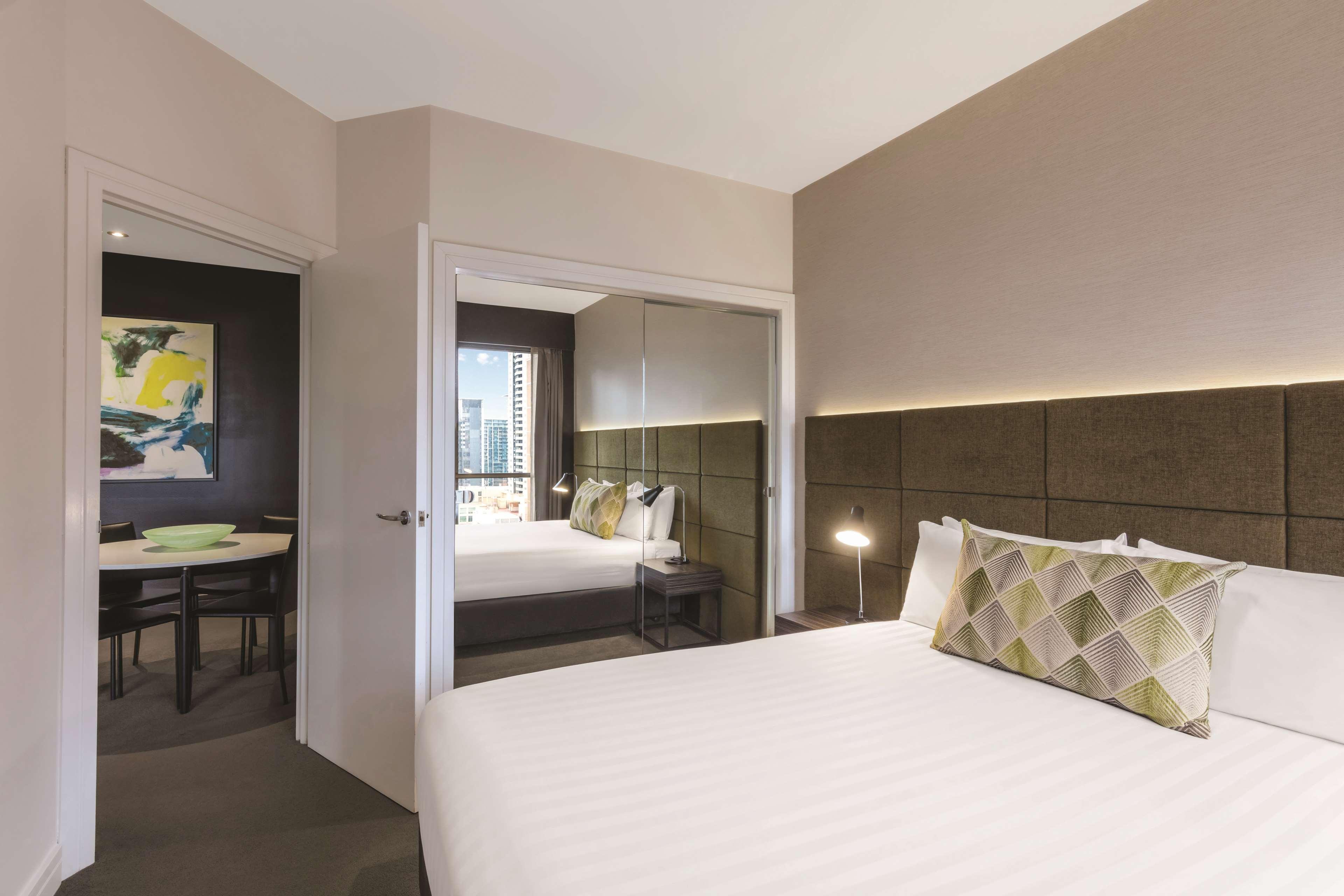Aparthotel Adina 4*