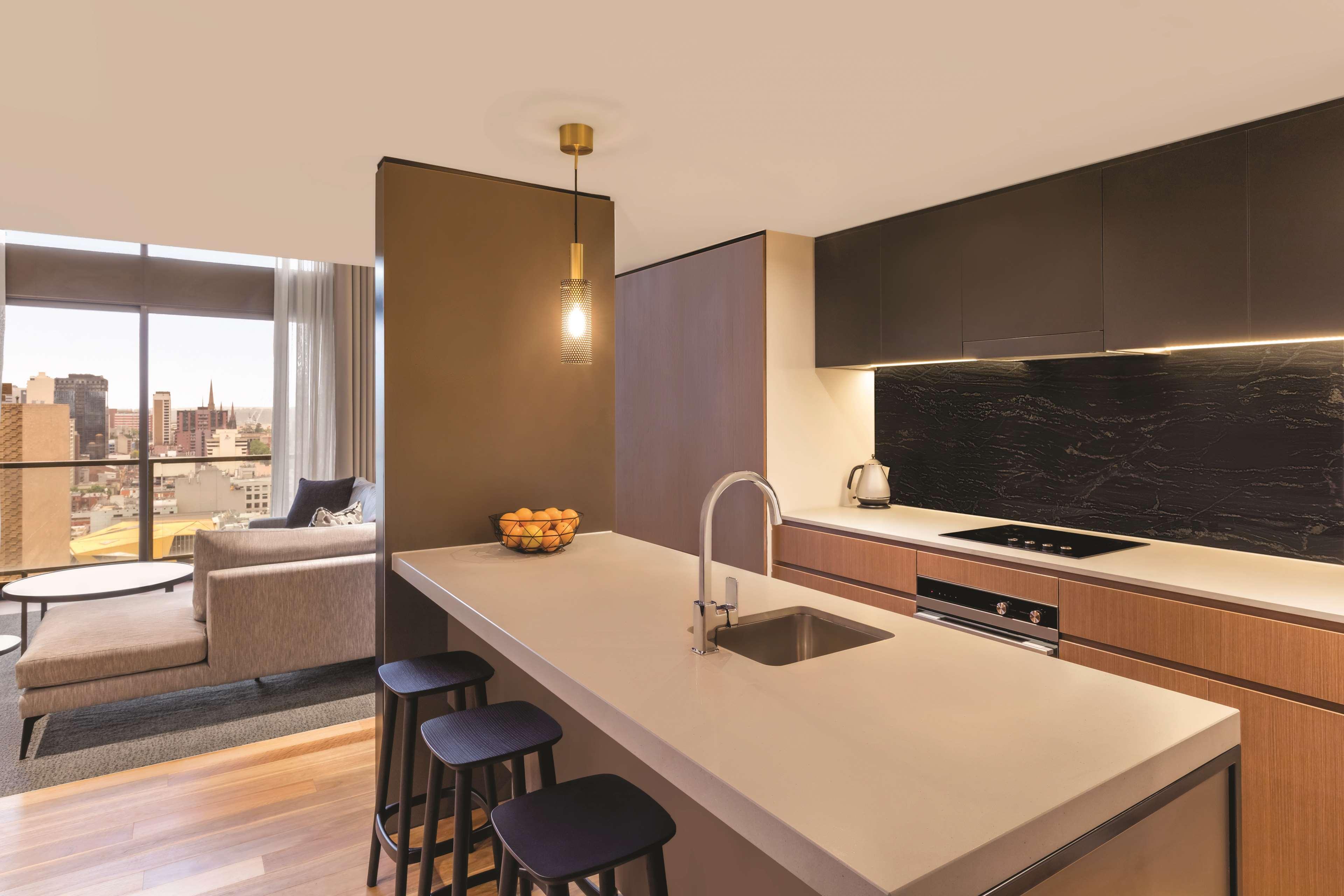 Adina Aparthotel 4*